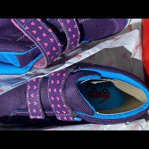 See Kai Run, hi top, all inclusive, nwt, size 2 kids